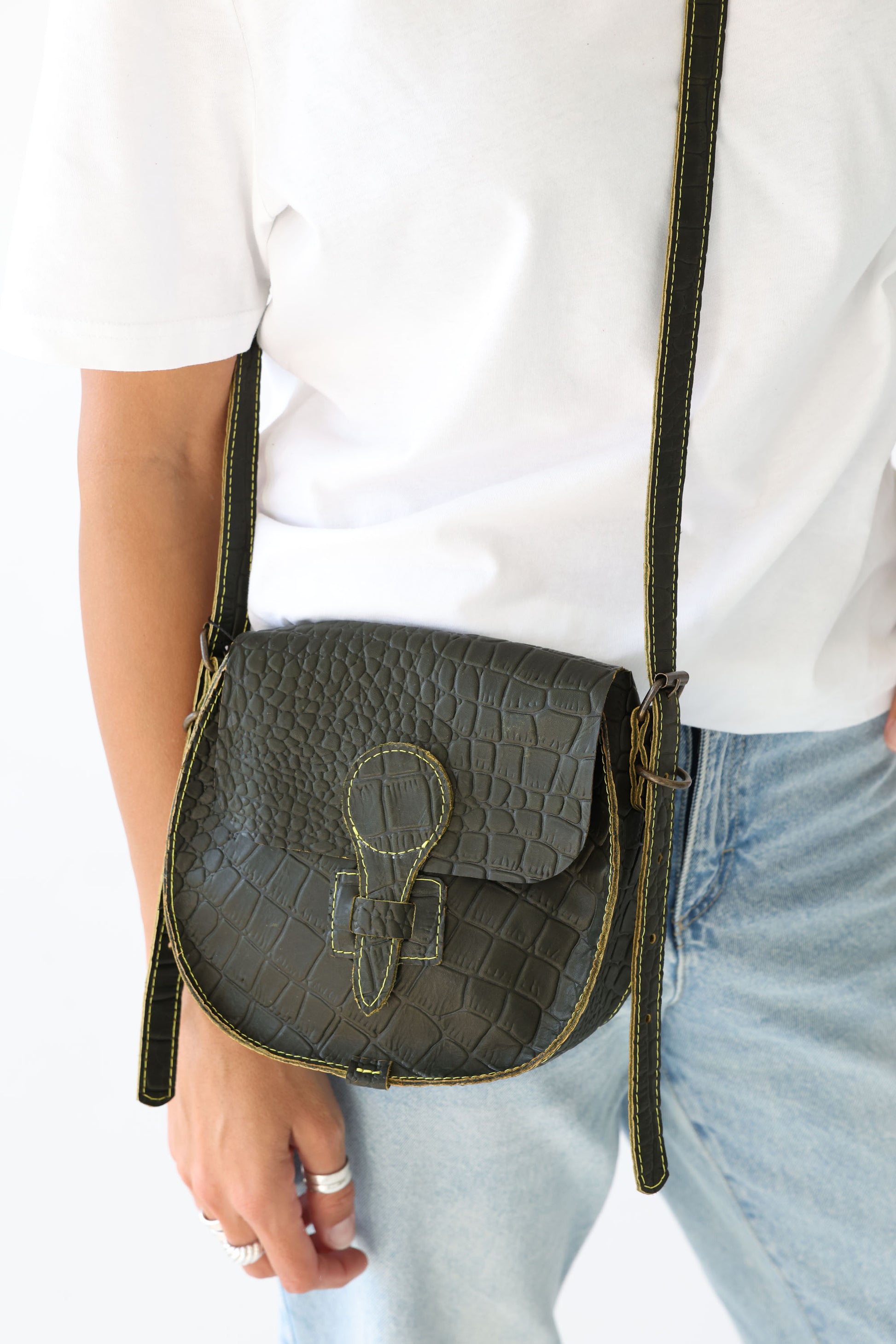 ELEVEN - NATURAL LEATHER 02